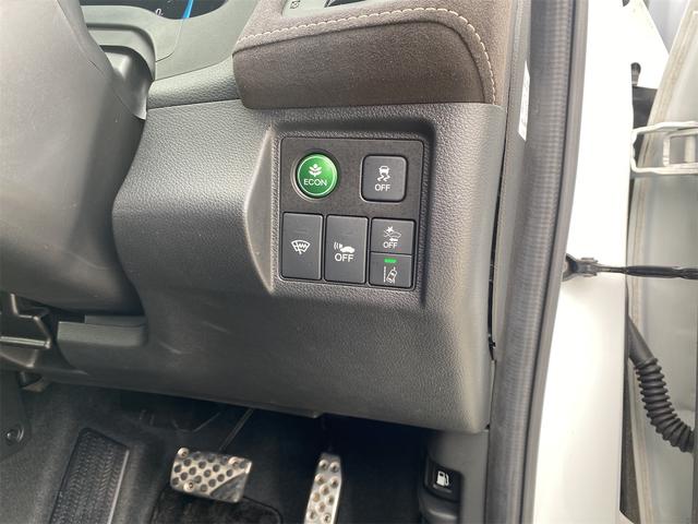 ヴェゼル ハイブリッドＲＳ・ホンダセンシング　後期モデル・レーダークルーズ・衝突軽減・ハーフレザーシート・シートヒーター・ナビ　ＤＶＤ　地デジ　ブルートゥース・バックカメラ・ＥＴＣ・シートヒーター・ＬＥＤヘッドライト・スマートキー（40枚目）