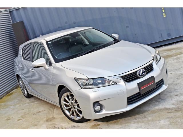 CT CT200h クリエイティブ テキスタイルインテリア 黒革シート ブルーステッチ LEDヘッドライト 純正マルチナビフルセグTV Bluetooth バックカメラ ETC 前席シートヒーター 純正17AW スマートキー クルコン オートエアコン(5枚目)