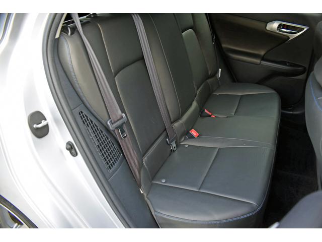 CT CT200h クリエイティブ テキスタイルインテリア 黒革シート ブルーステッチ LEDヘッドライト 純正マルチナビフルセグTV Bluetooth バックカメラ ETC 前席シートヒーター 純正17AW スマートキー クルコン オートエアコン(27枚目)