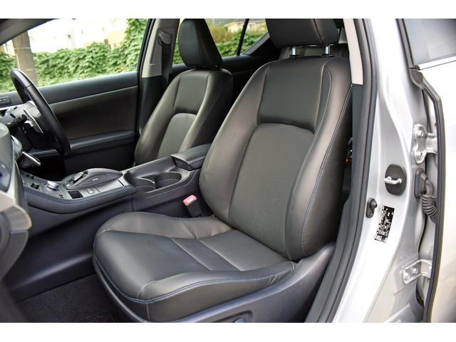 CT CT200h クリエイティブ テキスタイルインテリア 黒革シート ブルーステッチ LEDヘッドライト 純正マルチナビフルセグTV Bluetooth バックカメラ ETC 前席シートヒーター 純正17AW スマートキー クルコン オートエアコン(30枚目)