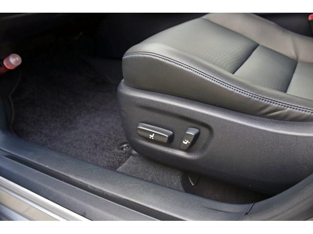 CT CT200h クリエイティブ テキスタイルインテリア 黒革シート ブルーステッチ LEDヘッドライト 純正マルチナビフルセグTV Bluetooth バックカメラ ETC 前席シートヒーター 純正17AW スマートキー クルコン オートエアコン(31枚目)