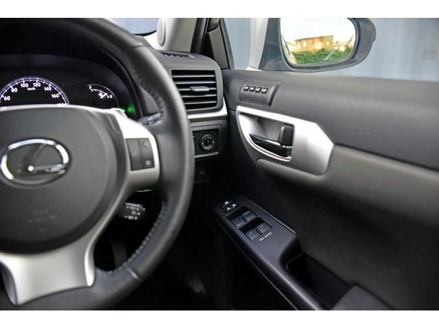 CT CT200h クリエイティブ テキスタイルインテリア 黒革シート ブルーステッチ LEDヘッドライト 純正マルチナビフルセグTV Bluetooth バックカメラ ETC 前席シートヒーター 純正17AW スマートキー クルコン オートエアコン(51枚目)