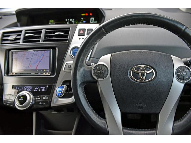 ステアリングスイッチでオーディオコントロールが可能です。