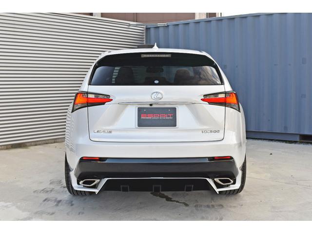 NX NX200t Fスポーツ 3眼LEDヘッドライト 電動ムーンルーフ パワーバックドア 赤革シート ESPRITフルエアロ ローダウン 22インチAW カラードフェンダー 純正ナビフルセグTV Bluetooth バックカメラ(28枚目)