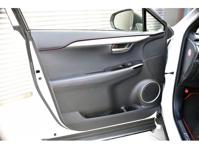 NX NX200t Fスポーツ 3眼LEDヘッドライト 電動ムーンルーフ パワーバックドア 赤革シート ESPRITフルエアロ ローダウン 22インチAW カラードフェンダー 純正ナビフルセグTV Bluetooth バックカメラ(44枚目)