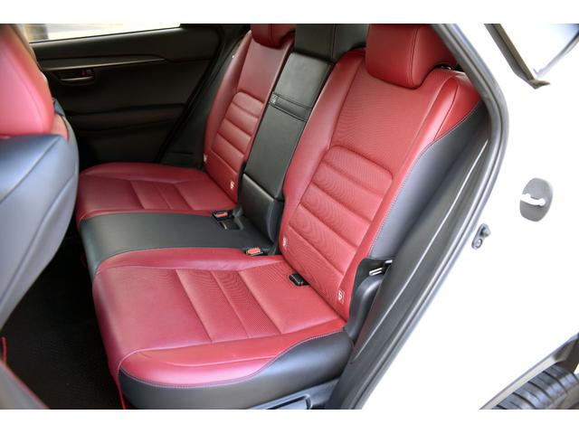 NX NX200t Fスポーツ 3眼LEDヘッドライト 電動ムーンルーフ パワーバックドア 赤革シート ESPRITフルエアロ ローダウン 22インチAW カラードフェンダー 純正ナビフルセグTV Bluetooth バックカメラ(46枚目)