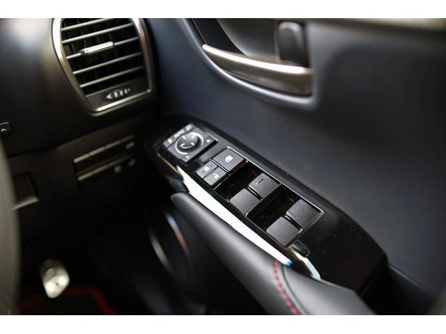 NX NX200t Fスポーツ 3眼LEDヘッドライト 電動ムーンルーフ パワーバックドア 赤革シート ESPRITフルエアロ ローダウン 22インチAW カラードフェンダー 純正ナビフルセグTV Bluetooth バックカメラ(65枚目)