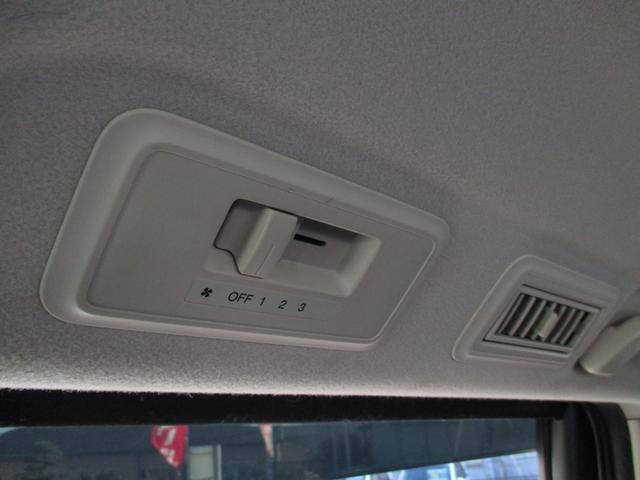 ステップワゴン Ｌ　両側電動スライドドア　純正ＨＤＤナビ　ワンセグＴＶ　マルチビューバックカメラ　ＥＴＣ　後席用モニター　ＨＩＤオートライト　スマートキー（40枚目）