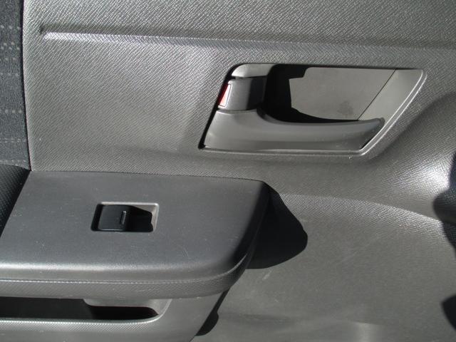ステップワゴン Ｌ　両側電動スライドドア　純正ＨＤＤナビ　ワンセグＴＶ　マルチビューバックカメラ　ＥＴＣ　後席用モニター　ＨＩＤオートライト　スマートキー（45枚目）