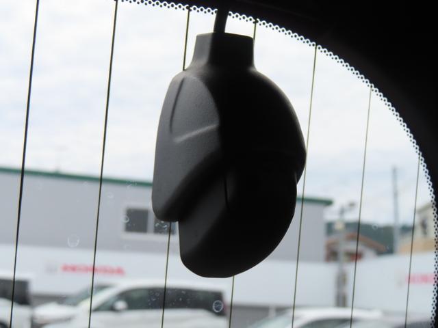 ステップワゴンスパーダ e:HEVスパーダ G ホンダセンシング 7人 両側電動スライドドア 前後ドライブレコーダー ETC2.0 専用メモリーナビ Bluetooth フルセグTV 後席モニター 禁煙ワンオーナー車(29枚目)