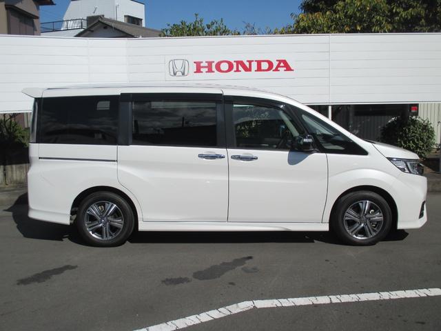 ステップワゴンスパーダ ｅ：ＨＥＶスパーダ　Ｇ　ホンダセンシング　７人　両側電動スライドドア　前ドライブレコーダー　ＥＴＣ２．０　メモリーナビ　Ｂｌｕｅｔｏｏｔｈ　フルセグＴＶ　無限ドアバイザー　ブレーキホールド　電子パーキング　禁煙ワンオーナー車（5枚目）