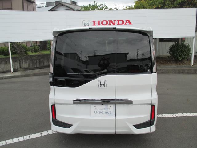 ステップワゴンスパーダ ｅ：ＨＥＶスパーダ　Ｇ　ホンダセンシング　７人　両側電動スライドドア　前ドライブレコーダー　ＥＴＣ２．０　メモリーナビ　Ｂｌｕｅｔｏｏｔｈ　フルセグＴＶ　無限ドアバイザー　ブレーキホールド　電子パーキング　禁煙ワンオーナー車（7枚目）