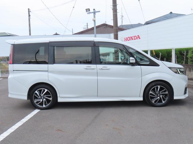 ステップワゴンスパーダ スパーダ・クールスピリット　ホンダセンシング　７人　両側電動スライドドア　前後ドライブレコーダー　ＥＴＣ　メモリーナビ　ＤＶＤ　Ｂｌｕｅｔｏｏｔｈ　ＵＳＢ　フルセグＴＶ　無限フロアマット　禁煙ワンオーナー車（5枚目）