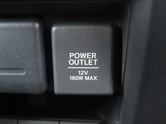 ステップワゴンスパーダ スパーダ・クールスピリット　ホンダセンシング　７人　両側電動スライドドア　前後ドライブレコーダー　ＥＴＣ　メモリーナビ　ＤＶＤ　Ｂｌｕｅｔｏｏｔｈ　ＵＳＢ　フルセグＴＶ　無限フロアマット　禁煙ワンオーナー車（32枚目）