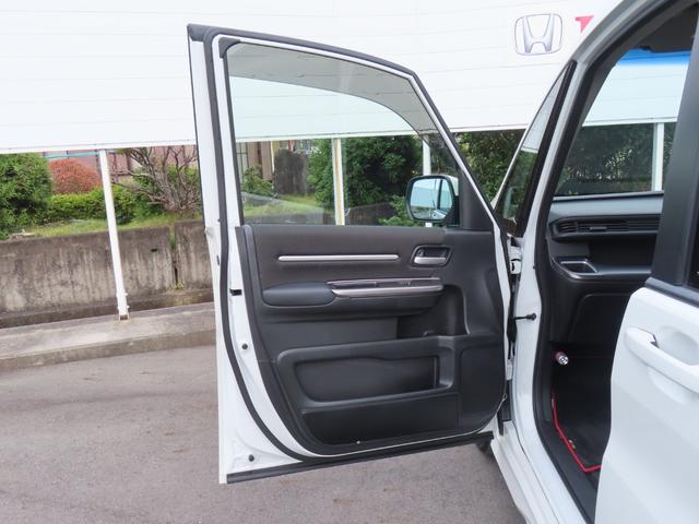 ステップワゴンスパーダ スパーダ・クールスピリット　ホンダセンシング　７人　両側電動スライドドア　前後ドライブレコーダー　ＥＴＣ　メモリーナビ　ＤＶＤ　Ｂｌｕｅｔｏｏｔｈ　ＵＳＢ　フルセグＴＶ　無限フロアマット　禁煙ワンオーナー車（53枚目）