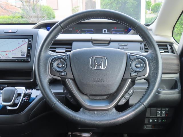 フリードハイブリッド ハイブリッド・Ｇ　６人　両側電動スライドドア　ホンダセンシング　社外前後ドライブレコーダー　ＥＴＣ２．０　メモリーナビ　Ｂｌｕｅｔｏｏｔｈ　ＵＳＢ　禁煙ワンオーナー車（9枚目）