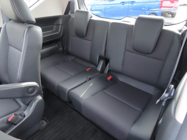 フリードハイブリッド ハイブリッド・Ｇ　６人　両側電動スライドドア　ホンダセンシング　社外前後ドライブレコーダー　ＥＴＣ２．０　メモリーナビ　Ｂｌｕｅｔｏｏｔｈ　ＵＳＢ　禁煙ワンオーナー車（15枚目）