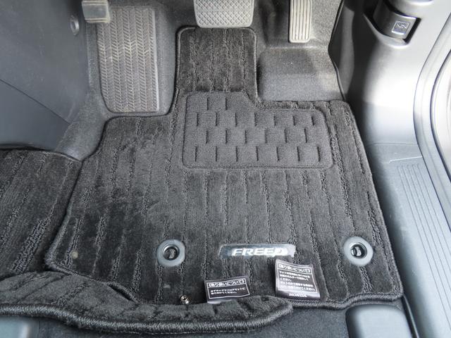 フリードハイブリッド ハイブリッド・Ｇ　６人　両側電動スライドドア　ホンダセンシング　社外前後ドライブレコーダー　ＥＴＣ２．０　メモリーナビ　Ｂｌｕｅｔｏｏｔｈ　ＵＳＢ　禁煙ワンオーナー車（49枚目）