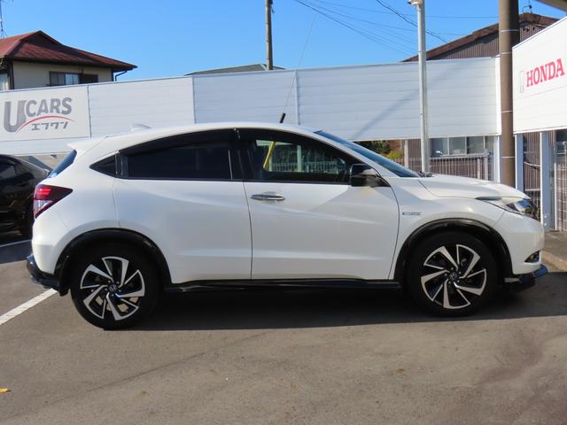 ヴェゼル ハイブリッドＲＳ・ホンダセンシング　８インチナビ　ＥＴＣ　フルセグＴＶ　Ｂｌｕｅｔｏｏｔｈ　ＨＤＭＩ　前席シートヒーター　ＬＥＤオートヘッドライト　禁煙ワンオーナー車（5枚目）