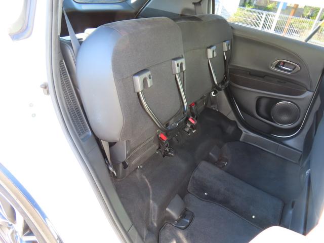 ヴェゼル ハイブリッドＲＳ・ホンダセンシング　８インチナビ　ＥＴＣ　フルセグＴＶ　Ｂｌｕｅｔｏｏｔｈ　ＨＤＭＩ　前席シートヒーター　ＬＥＤオートヘッドライト　禁煙ワンオーナー車（13枚目）