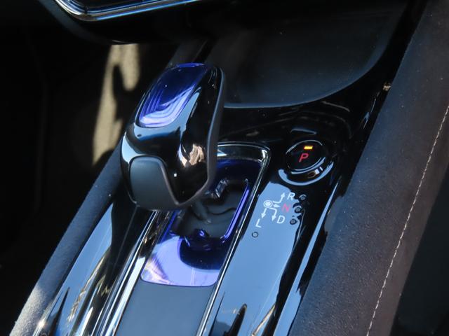 ヴェゼル ハイブリッドＲＳ・ホンダセンシング　８インチナビ　ＥＴＣ　フルセグＴＶ　Ｂｌｕｅｔｏｏｔｈ　ＨＤＭＩ　前席シートヒーター　ＬＥＤオートヘッドライト　禁煙ワンオーナー車（26枚目）