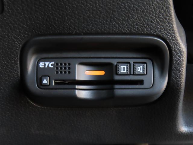 ヴェゼル ハイブリッドＲＳ・ホンダセンシング　８インチナビ　ＥＴＣ　フルセグＴＶ　Ｂｌｕｅｔｏｏｔｈ　ＨＤＭＩ　前席シートヒーター　ＬＥＤオートヘッドライト　禁煙ワンオーナー車（37枚目）