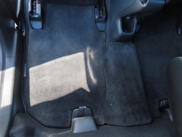 ヴェゼル ハイブリッドＲＳ・ホンダセンシング　８インチナビ　ＥＴＣ　フルセグＴＶ　Ｂｌｕｅｔｏｏｔｈ　ＨＤＭＩ　前席シートヒーター　ＬＥＤオートヘッドライト　禁煙ワンオーナー車（52枚目）