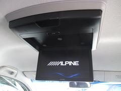 後席用にＡＬＰＩＮＥ製１０．１インチモニターを装備☆移動中の車内が楽しくなりますね。 5