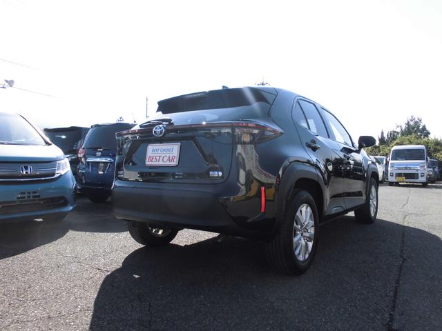 ヤリスクロス ハイブリッドG 8インチディスプレイオーディオ ナビ バックカメラ ブルートゥース 衝突被害軽減ブレーキ レーダークルーズ 前後センサー スマートキー プッシュスタート ETC(4枚目)