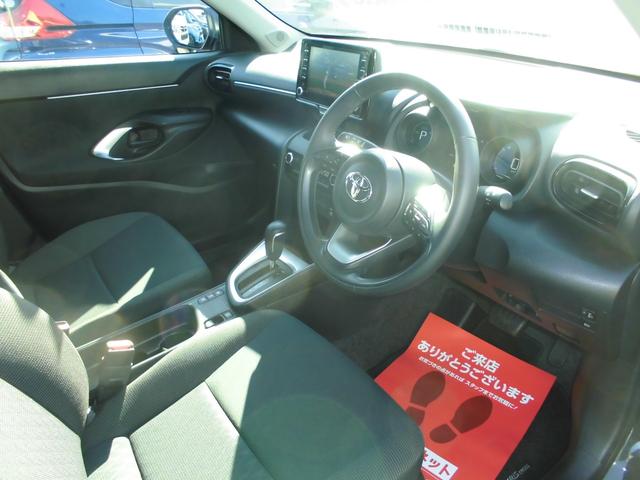 ヤリスクロス ハイブリッドG 8インチディスプレイオーディオ ナビ バックカメラ ブルートゥース 衝突被害軽減ブレーキ レーダークルーズ 前後センサー スマートキー プッシュスタート ETC(6枚目)