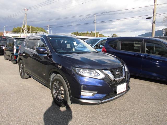 エクストレイル ２０Ｘｉ　ハイブリッド　純正９インチナビ　ブルートゥース　アラウンドビューカメラ　衝突被害軽減ブレーキ　プロパイロット　ＬＥＤヘッドライト　全席シートヒーター　パワーバックドア　デジタルミラー　ＥＴＣ　ドライブレコーダー（2枚目）