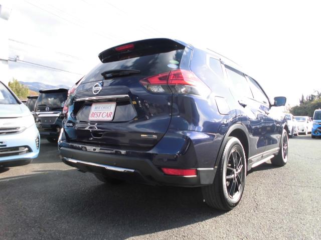 エクストレイル ２０Ｘｉ　ハイブリッド　純正９インチナビ　ブルートゥース　アラウンドビューカメラ　衝突被害軽減ブレーキ　プロパイロット　ＬＥＤヘッドライト　全席シートヒーター　パワーバックドア　デジタルミラー　ＥＴＣ　ドライブレコーダー（4枚目）