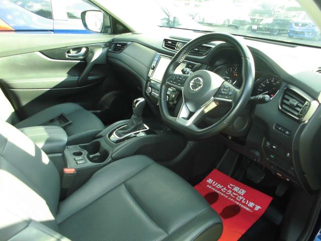 エクストレイル ２０Ｘｉ　ハイブリッド　純正９インチナビ　ブルートゥース　アラウンドビューカメラ　衝突被害軽減ブレーキ　プロパイロット　ＬＥＤヘッドライト　全席シートヒーター　パワーバックドア　デジタルミラー　ＥＴＣ　ドライブレコーダー（6枚目）