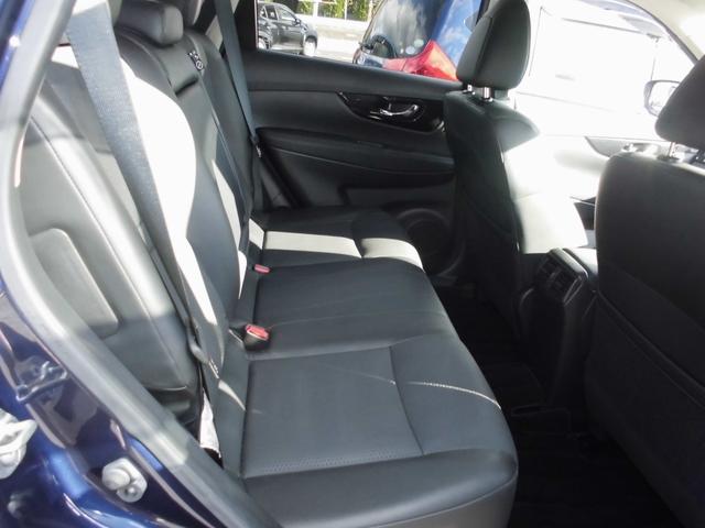 エクストレイル ２０Ｘｉ　ハイブリッド　純正９インチナビ　ブルートゥース　アラウンドビューカメラ　衝突被害軽減ブレーキ　プロパイロット　ＬＥＤヘッドライト　全席シートヒーター　パワーバックドア　デジタルミラー　ＥＴＣ　ドライブレコーダー（7枚目）