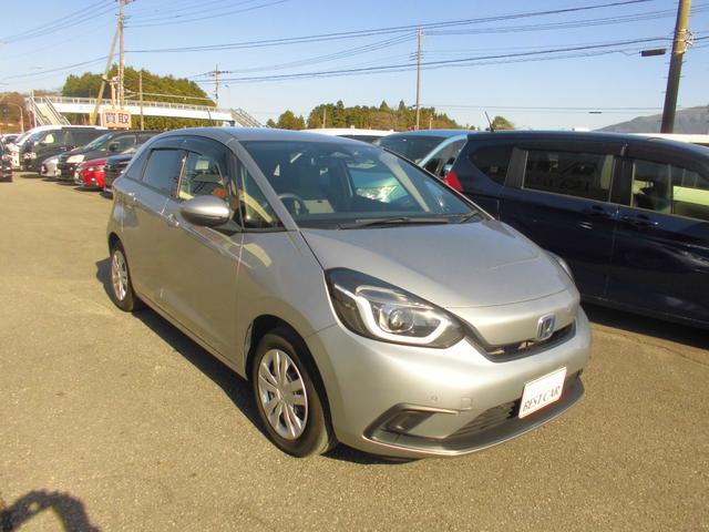 フィット ｅ：ＨＥＶベーシック　ホンダセンシング　パナソニックナビ＆ＥＴＣ　ブルートゥース　バックカメラ　衝突被害軽減ブレーキ　アダプティブクルーズコントロール　ＬＥＤヘッドライト　ドライブレコーダー（2枚目）