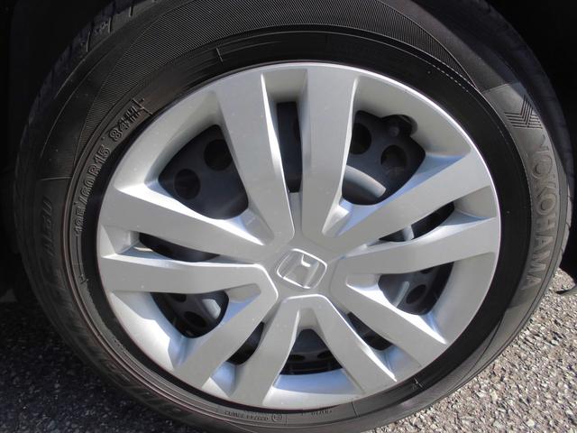 フィット ｅ：ＨＥＶベーシック　ホンダセンシング　パナソニックナビ＆ＥＴＣ　ブルートゥース　バックカメラ　衝突被害軽減ブレーキ　アダプティブクルーズコントロール　ＬＥＤヘッドライト　ドライブレコーダー（25枚目）