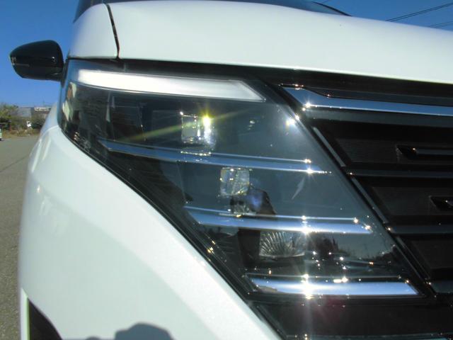 セレナ ｅ－パワー　ハイウェイスターＶ　純正９インチナビ　ブルートゥース　衝突被害軽減ブレーキ　アラウンドビューモニター　前後センサー　両側パワースライド　ＬＥＤヘッドライト　アダプティブクルーズ（28枚目）