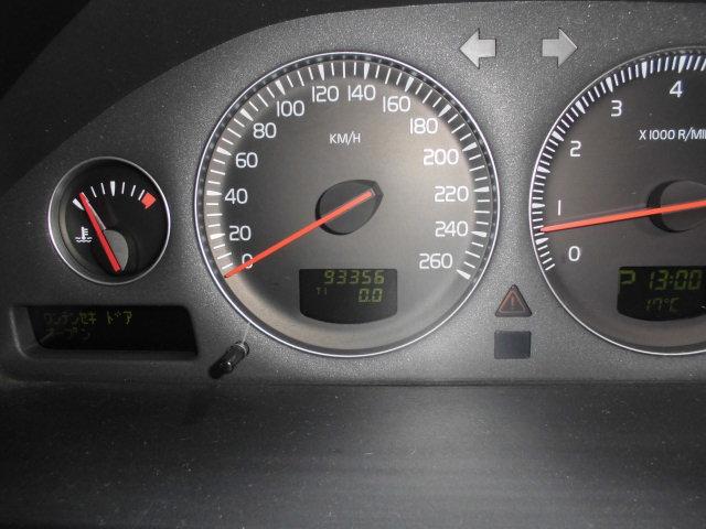 XC70 2.5T AWD 本革シート サンルーフ 純正16インチアルミ&ホワイトリボンタイヤ(15枚目)