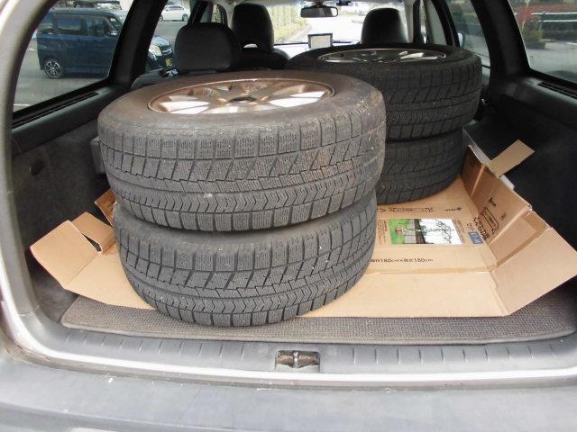 XC70 2.5T AWD 本革シート サンルーフ 純正16インチアルミ&ホワイトリボンタイヤ(16枚目)