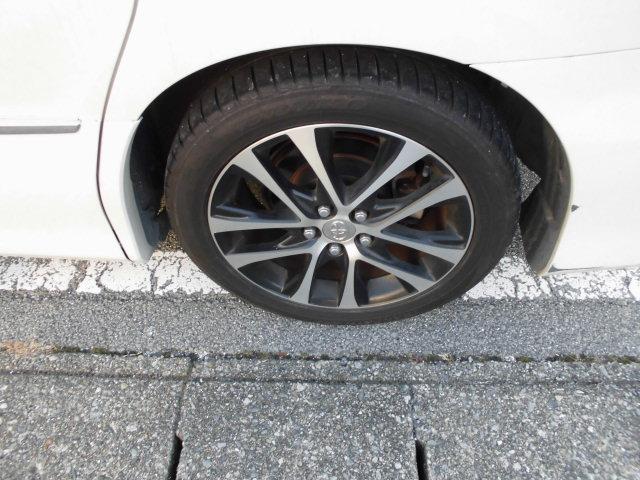 エスティマ アエラス　ツインムールーフ　モデリスタＦスポイラー　メッキグルル　後期純正１８インチアルミ　ナビ　フリップダウンモニター　Ｂカメラ　両側Ｐスライド　ウッドコンビハンドル＆シフトノブ　ハーフレザーシート　ドラレコ（11枚目）