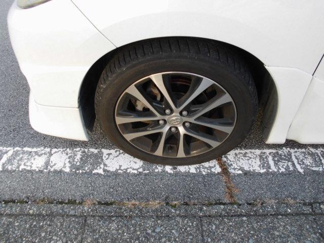 エスティマ アエラス　ツインムールーフ　モデリスタＦスポイラー　メッキグルル　後期純正１８インチアルミ　ナビ　フリップダウンモニター　Ｂカメラ　両側Ｐスライド　ウッドコンビハンドル＆シフトノブ　ハーフレザーシート　ドラレコ（12枚目）