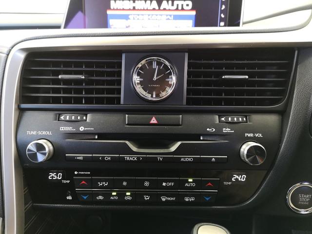 ＲＸ ＲＸ２００ｔ　バージョンＬ　直噴ターボ　本革シート　サンルーフ　３眼ＬＥＤライト　プリクラッシュセーフティ　全車速追従クルコン　電動バックドア　ベンチレーション　全席電動シート　フロントスポイラー　純マルチナビＴＶ　全方位カメラ（65枚目）