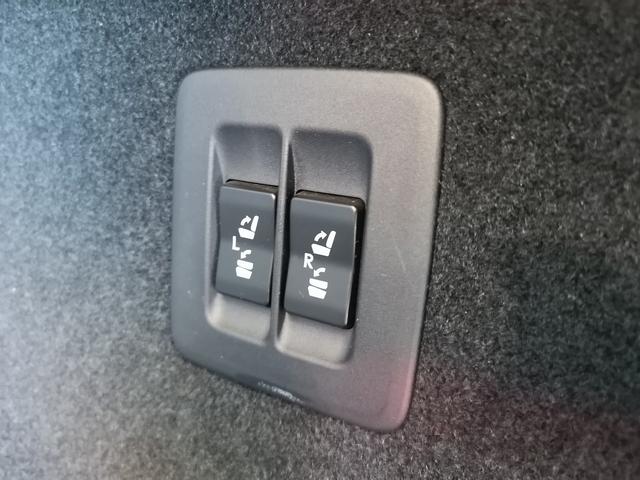 ＲＸ ＲＸ２００ｔ　バージョンＬ　直噴ターボ　本革シート　サンルーフ　３眼ＬＥＤライト　プリクラッシュセーフティ　全車速追従クルコン　電動バックドア　ベンチレーション　全席電動シート　フロントスポイラー　純マルチナビＴＶ　全方位カメラ（70枚目）