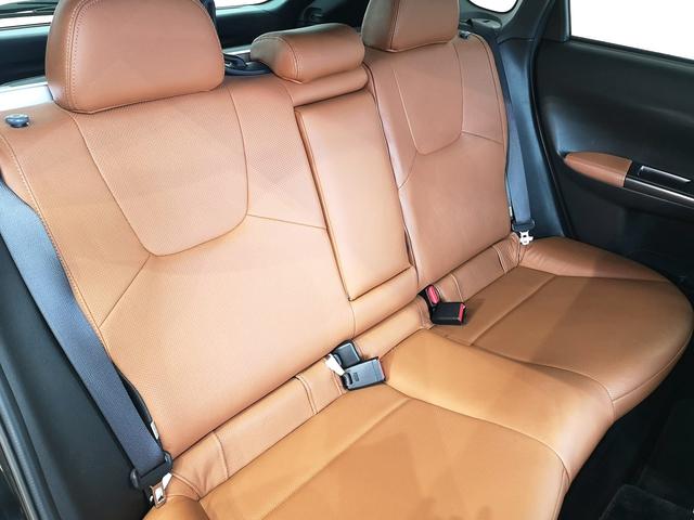 インプレッサ ＷＲＸ　ＳＴＩ　Ａライン　プレミアムパッケージ　タン革シート　両席電動＆ヒーター　ＢＢＳ製オプションアルミ　ＳＴｉアンダースポイラー　ＳＴｉマフラー　後期モデル　３００馬力　４ＷＤターボ　パドルシフト　スマートキー２個（14枚目）