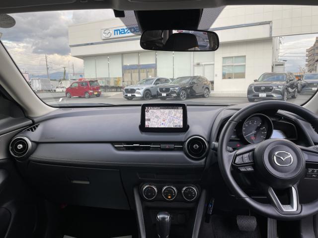 ＣＸ－３ １５Ｓ　ツーリング　１５Ｓ　ツーリング　２ＷＤ　６ＡＴ　衝突被害軽減ブレーキ　ＥＴＣ車載器　メモリーナビ　バックカメラ　フルオートエアコン　ＬＥＤヘ（3枚目）