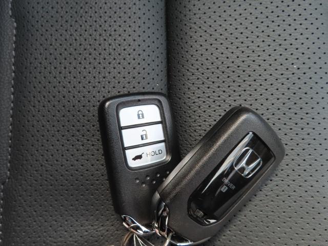 ＣＲ－Ｖハイブリッド ｅ：ＨＥＶＥＸ・マスターピース　４ＷＤナビ革シートサンルーフ前後ドラレコタイヤ４本新品交換Ｓヒーターパワーテールフルセグ録音Ｂトゥース延長５年保証対応ＬＥＤＡＷパワーシート車検整備付　クルコン　Ｂカメラ　ＬＥＤヘッドライト　ＤＶＤ（47枚目）