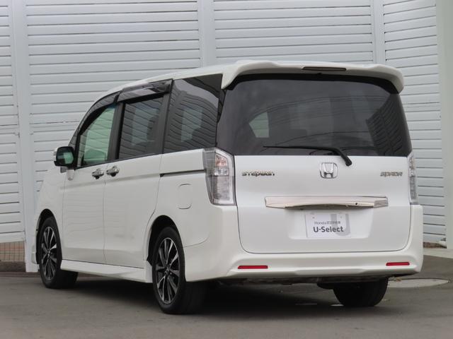 ステップワゴンスパーダ Ｚクールスピリット　１オーナー禁煙ナビＢカメラＥＴＣ１年保証両側電スラフルセグ録音ＢトゥースＨＩＤセカンドキャプテン７人乗り　バックカメ　ワンオーナー　キーフリー　ナビＴＶ　記録簿付き　ＤＶＤ視聴可能　フルオートエアコン（2枚目）