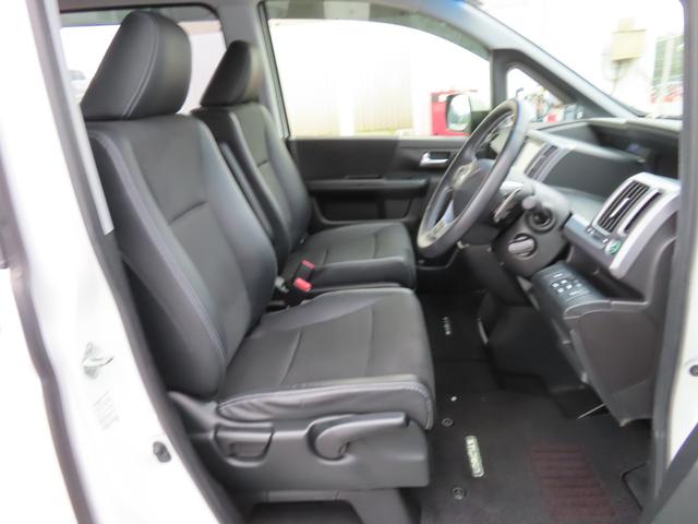 ステップワゴンスパーダ Ｚクールスピリット　１オーナー禁煙ナビＢカメラＥＴＣ１年保証両側電スラフルセグ録音ＢトゥースＨＩＤセカンドキャプテン７人乗り　バックカメ　ワンオーナー　キーフリー　ナビＴＶ　記録簿付き　ＤＶＤ視聴可能　フルオートエアコン（18枚目）