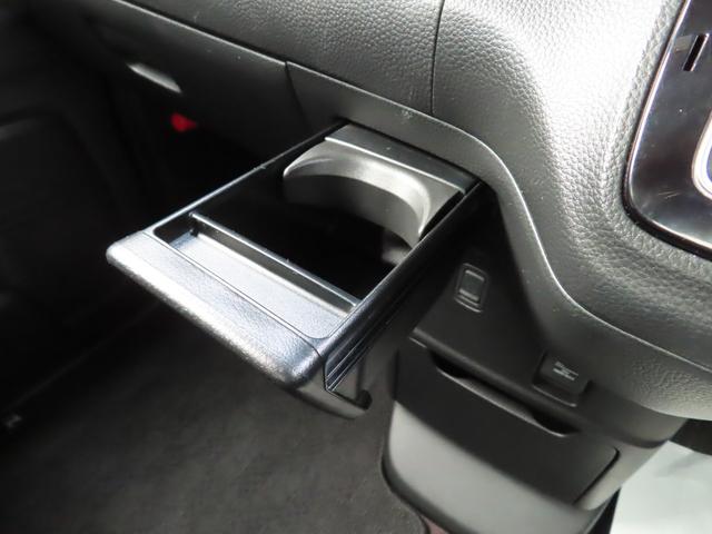 Ｎ－ＢＯＸカスタム Ｇ・Ｌホンダセンシング　ナビ前後ドラレコ１オーナー禁煙ＢカメラＥＴＣフルセグ録音Ｂトゥース車検整備付き５年保証対応ＬＥＤ電動スライドアルミシートヒーター　地デジＴＶ　整備記録簿　助手席エアバッグ　キーレス　シートＨ　ナビＴＶ（30枚目）