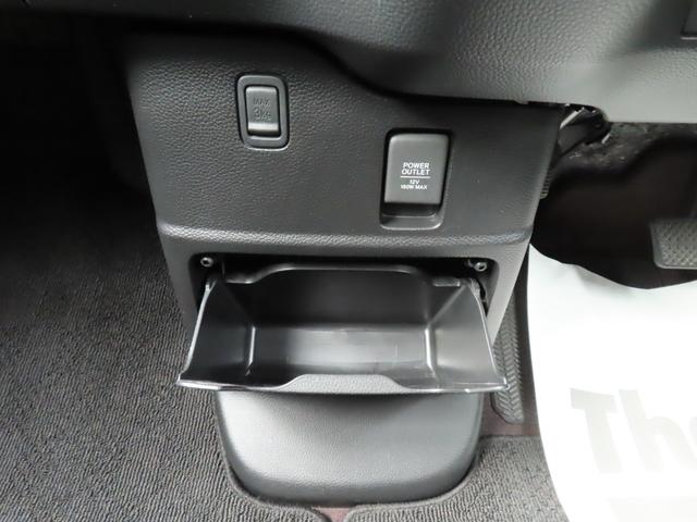Ｎ－ＢＯＸカスタム Ｇ・Ｌホンダセンシング　ナビ前後ドラレコ１オーナー禁煙ＢカメラＥＴＣフルセグ録音Ｂトゥース車検整備付き５年保証対応ＬＥＤ電動スライドアルミシートヒーター　地デジＴＶ　整備記録簿　助手席エアバッグ　キーレス　シートＨ　ナビＴＶ（31枚目）